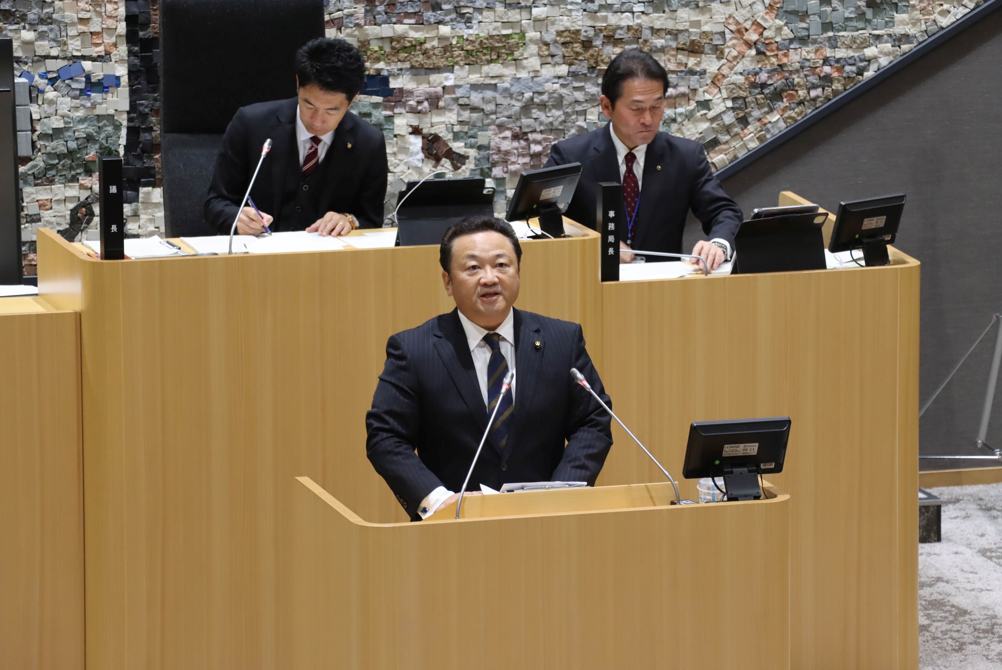 大垣市議会（令和７年１２月議会）一般質問YouTube